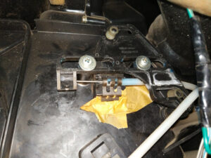 Шевроле нива заслонка печки